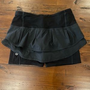 Lululemon Run - Speed Skirt/Skort, women's size 2, color: black